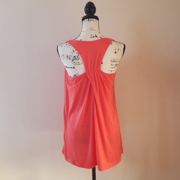 Faded Glory Coral Razorback top - Picture 4 of 7